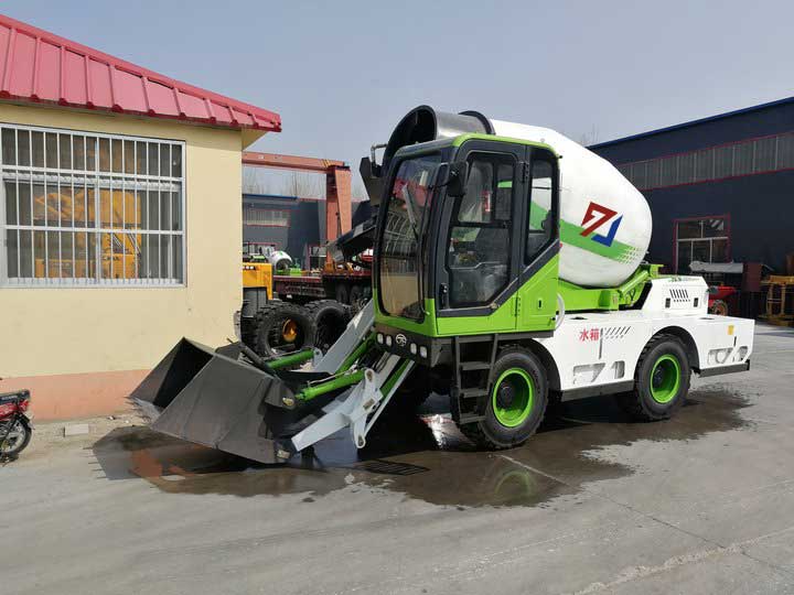 ZC-4 Self - loading Concrete Mixer is on working in Indonesia